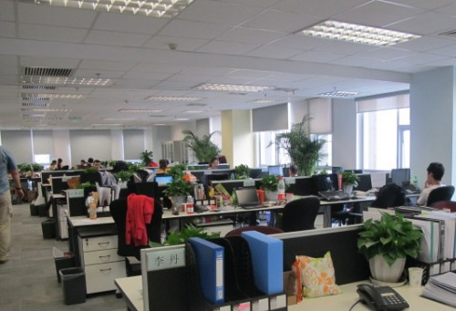 朗科智能：公司的智能控制器及電源控制器主要應用在家用電器和電動工具領域，目前尚未應用在AI玩具上:家用電器公司